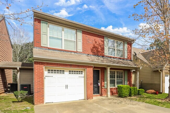 Photo - 3076 Broadleaf Trail Rd