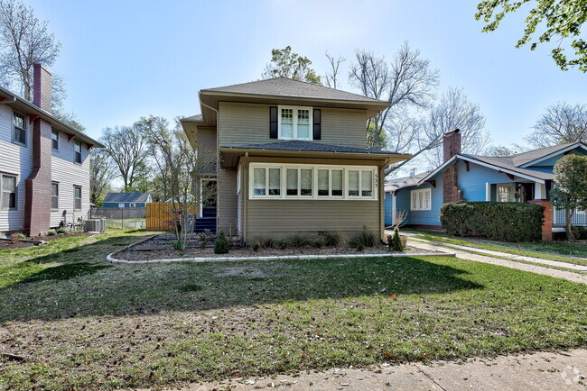 Building Photo - 533 S Lahoma Ave Rental