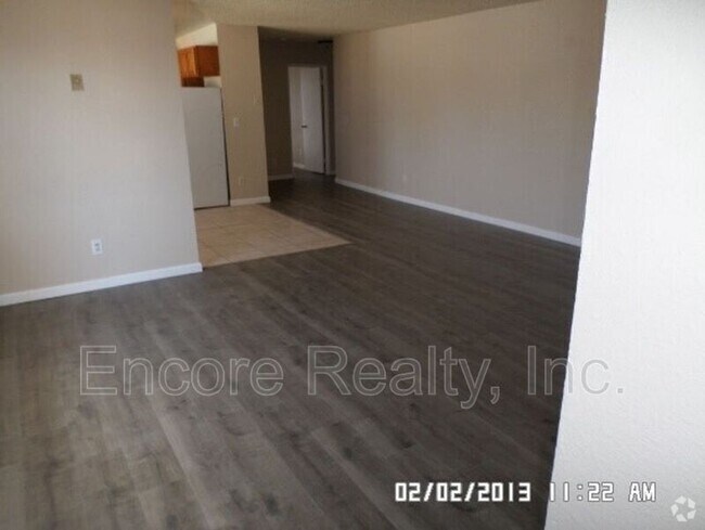 Building Photo - 384 I St Unit D Rental