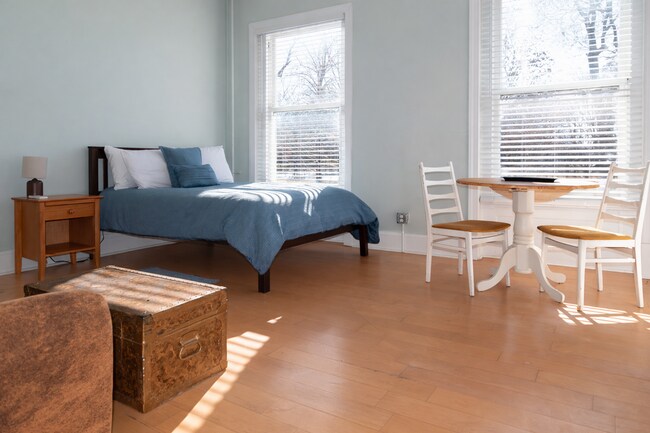 Photo - 523 Park Ave Unit 103