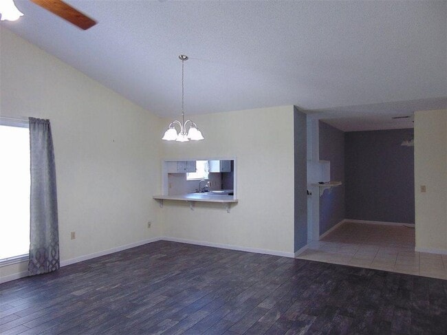 Photo - 336 Olympia Fields St