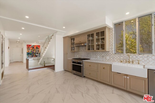 Photo - 8317 Delgany Ave