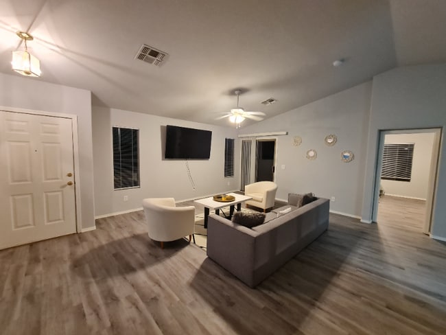 Photo - 11305 W Pinehollow Dr