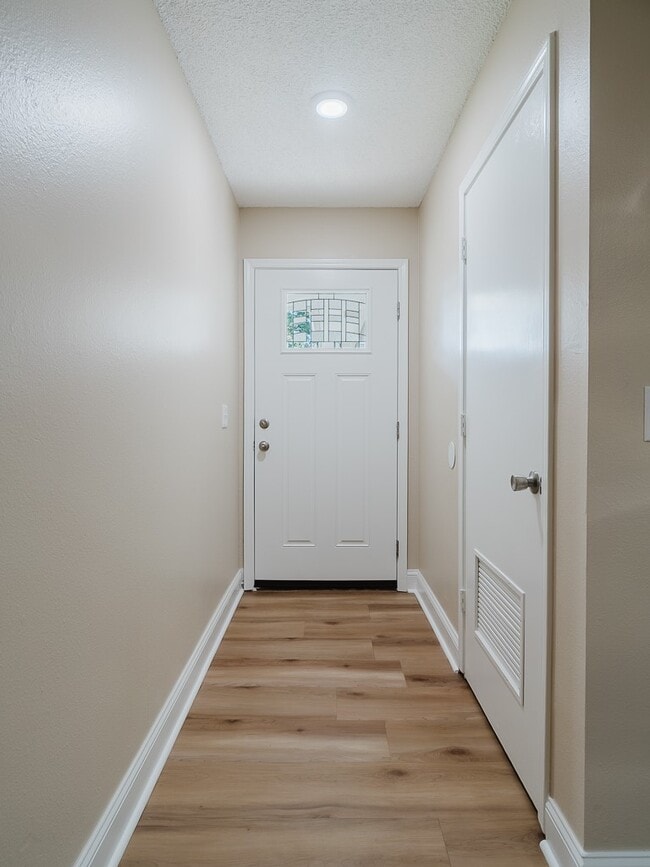 Photo - 1319 W Forest Dr