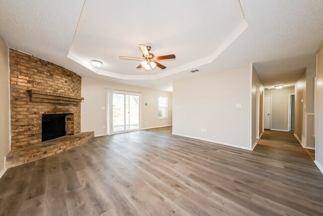 Photo - 1101 Twin Cedar Ct