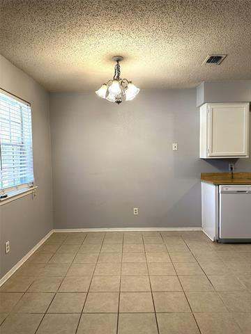 Photo - 719 Windcrest Dr