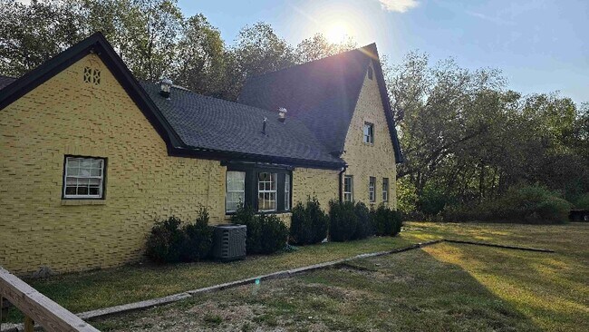 Photo - 10007 US Hwy 69 N House