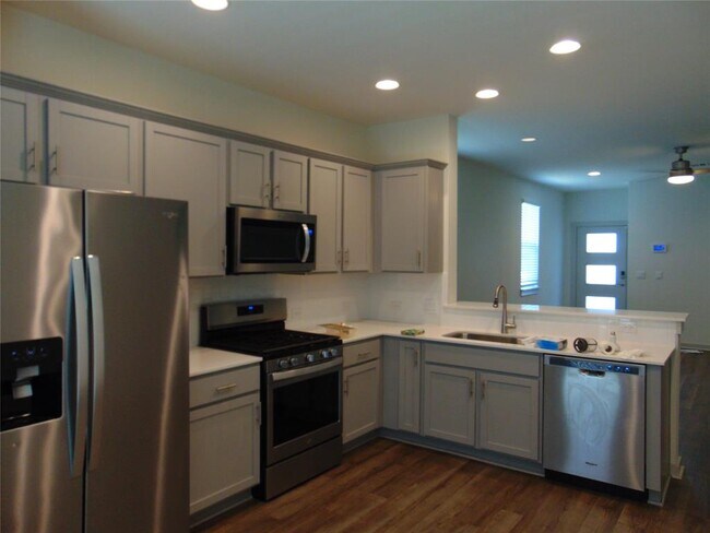 Photo - 7707 Jackson Graham Dr