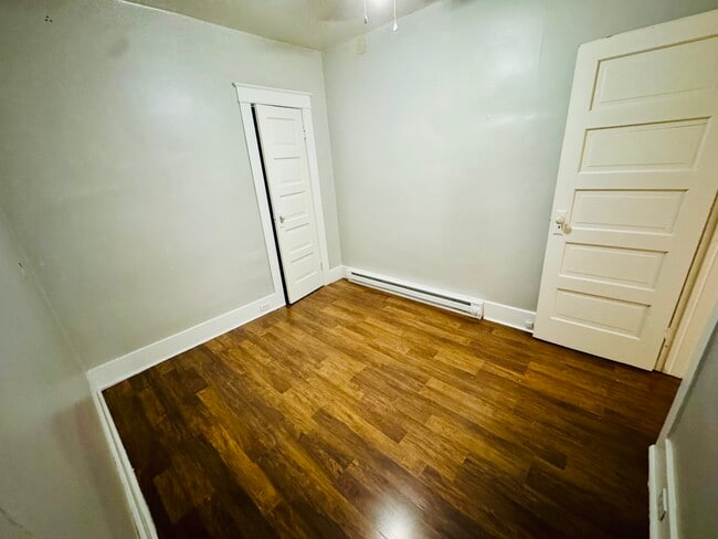 Photo - 351 W 8th St Unit #2 Up