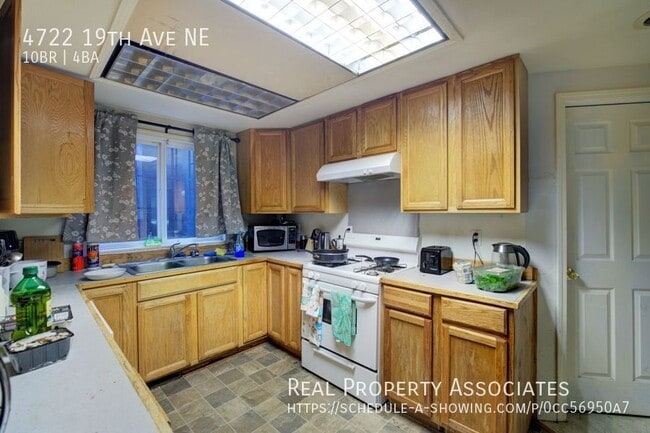 Photo - 4722 19th Ave NE