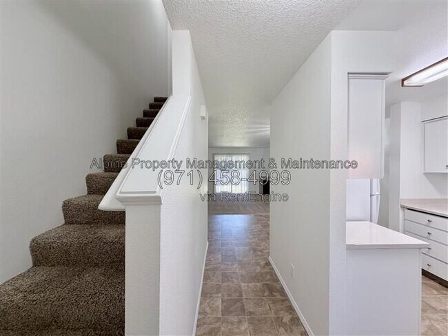 Photo - 18317 SW Jann Dr