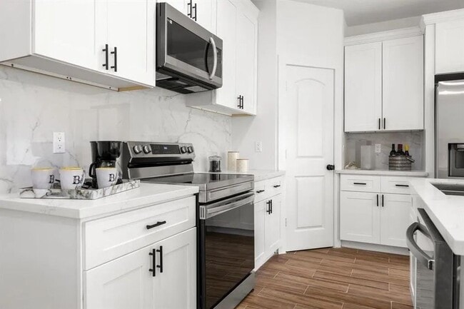 Photo - 315 Avenue I