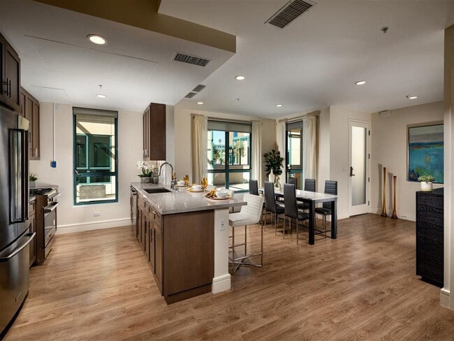 2300 Wilshire