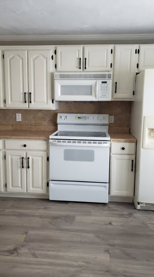 1255 W 1100 N