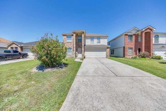 Photo - 627 Regal Hollow Ln