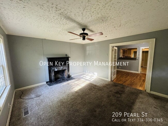 Photo - 209 Pearl St