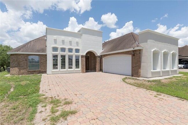 1213 Rhett Dr
