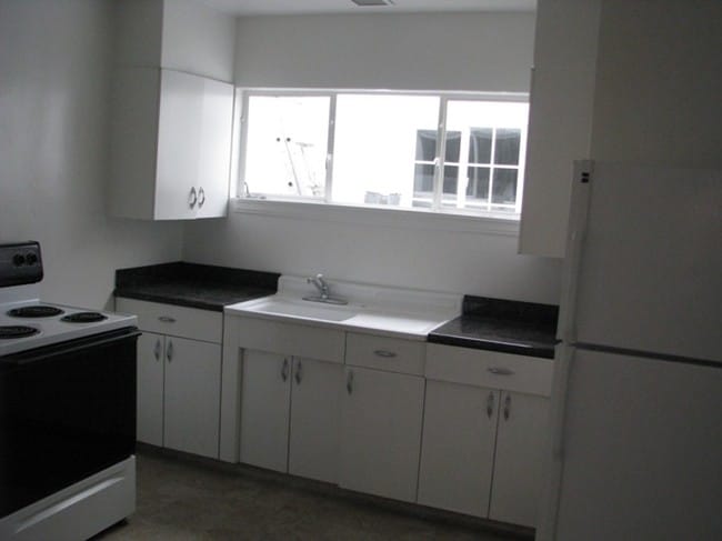 Kitchen - Van Ness Flats