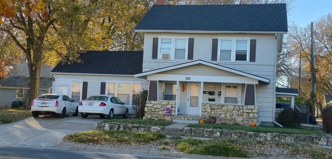 Building Photo - 511 N 4th St Unit 4