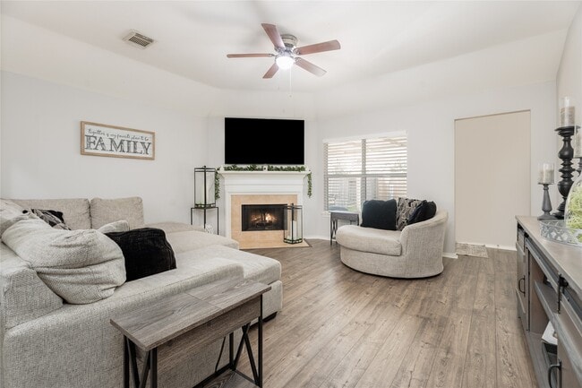 Building Photo - 3210 Mystic Port Ln