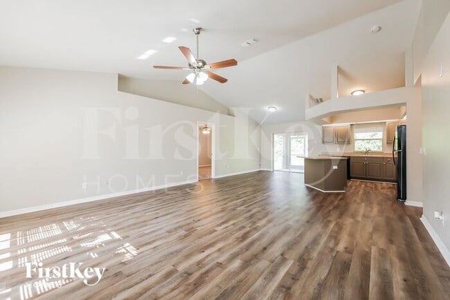 Photo - 315 Dill Ave