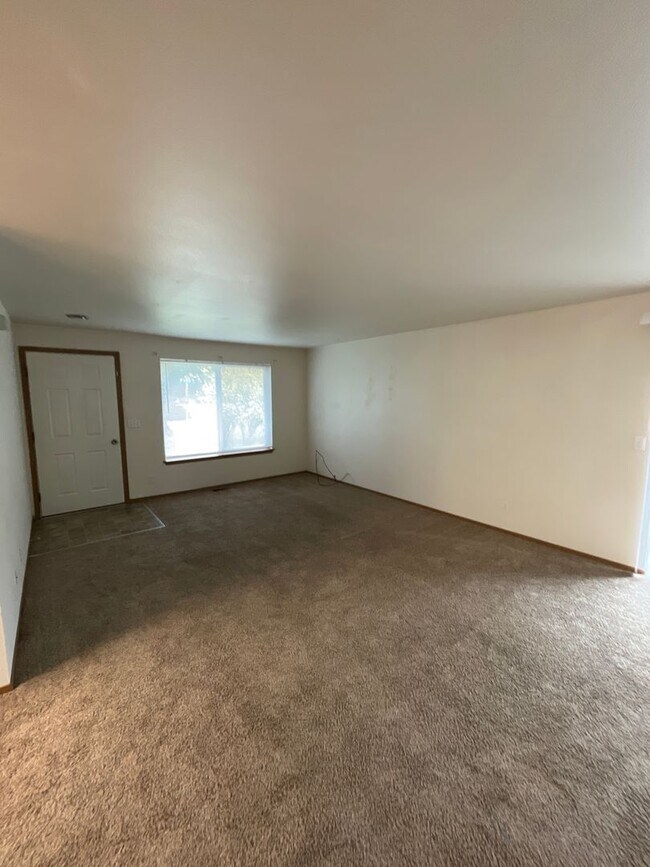 Photo - 1910 E Park Ln Unidad 1910 E Park Ln #B