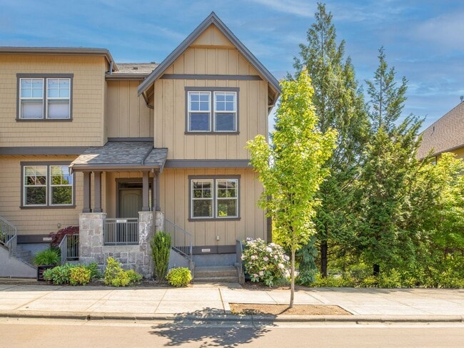 Photo - Must See! Luxury Townhome in West Sylvan Hills - Clubhouse/Pool/Garage!