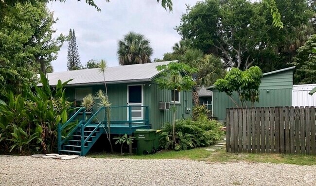 Building Photo - 1395 40th St Rental