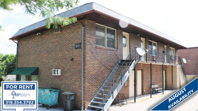 Building Photo - $895 | 1 Bedroom, 1 Bathroom Apartment | Cat Friendly | Available for August 1st, 2026 Move In!