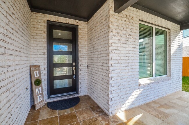 Photo - 28402 Eli Eagle St