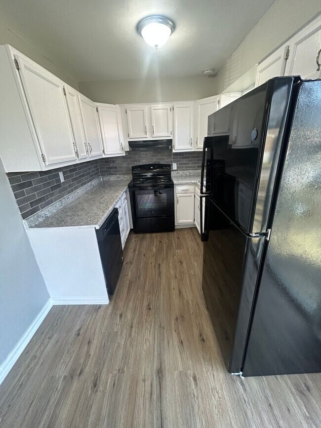 Photo - 3-bedroom, 1-bathroom home located in Radc...