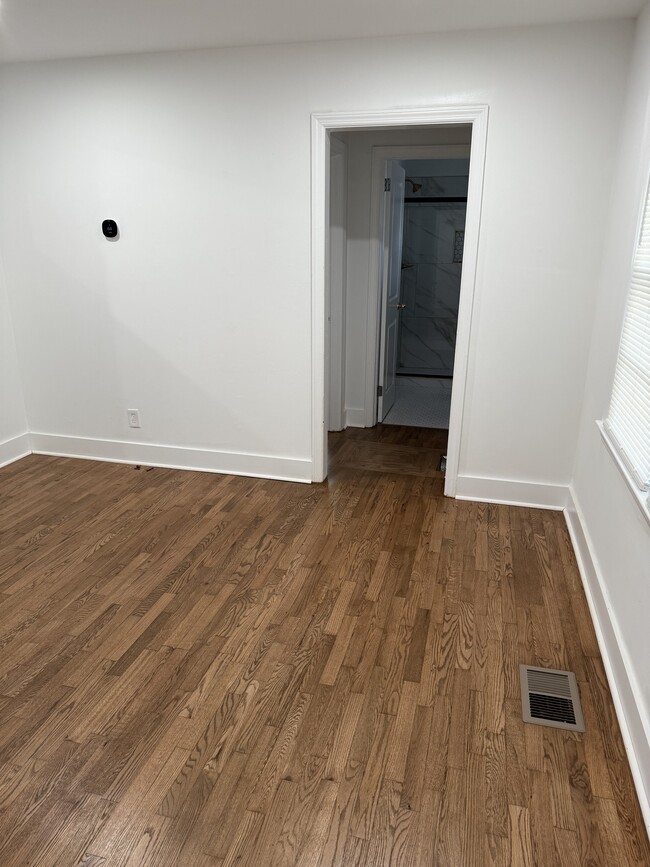 Photo - 717 Sycamore Dr Unit 1