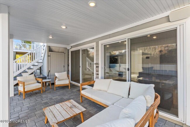 Photo - 382 Western Ave