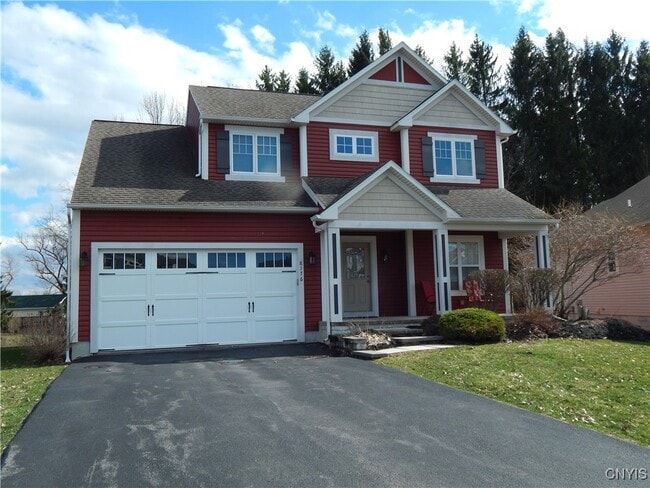 Photo - 8176 Whitman Way