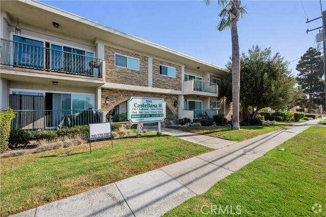Building Photo - 3649 Emerald St Unit 127 Rental