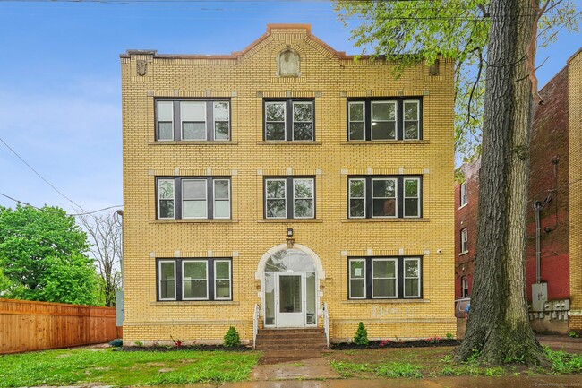 Photo - 208 Magnolia St Apartamento