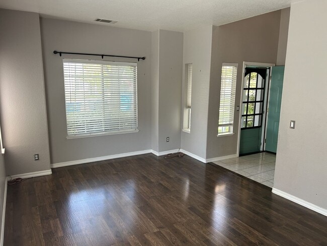 Photo - Beautiful East Petaluma 3 Bedroom, 2.5 Bath Home