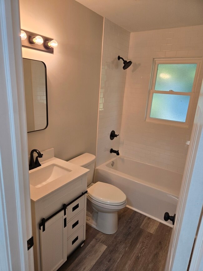 Photo - 809 S 15th St