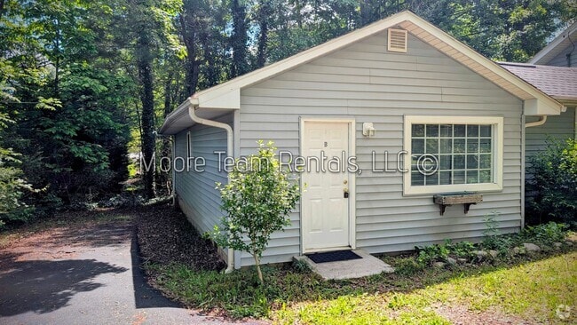 Building Photo - 136 Sweetpea Ln Unit B Rental