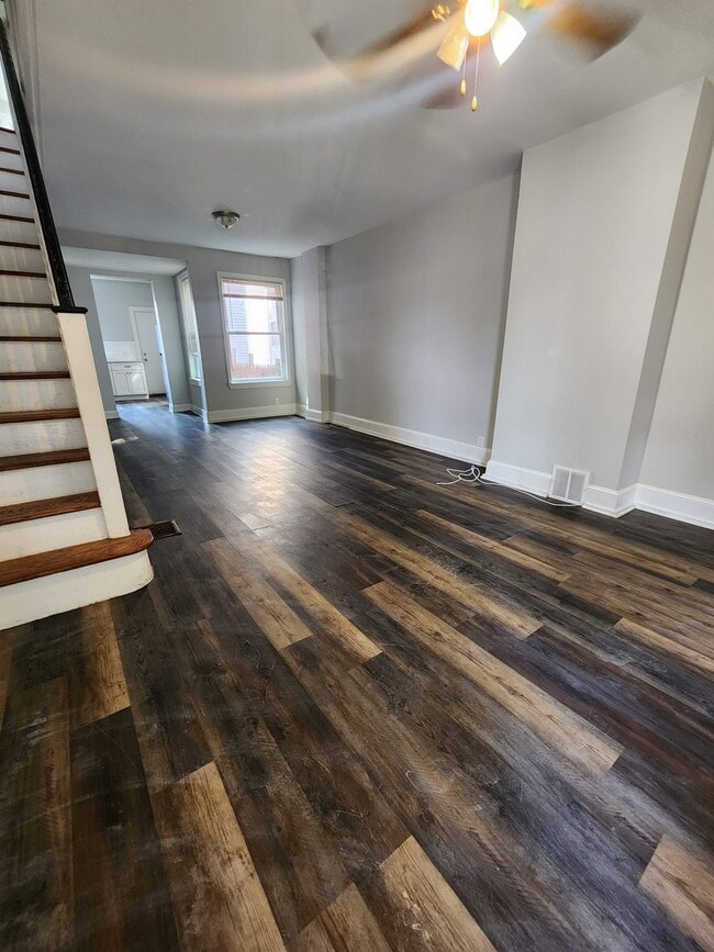Building Photo - 815 E Tulpehocken St Rental