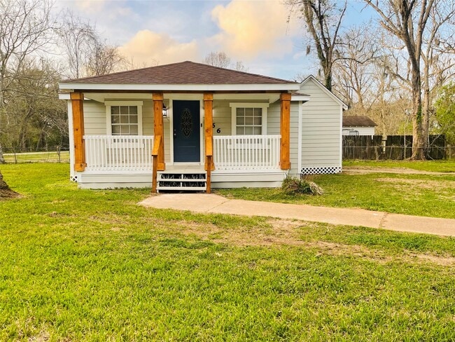 Photo - 166 Sycamore Dr