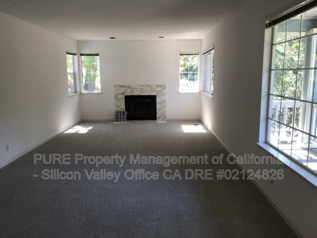 Photo - 153 College Ave