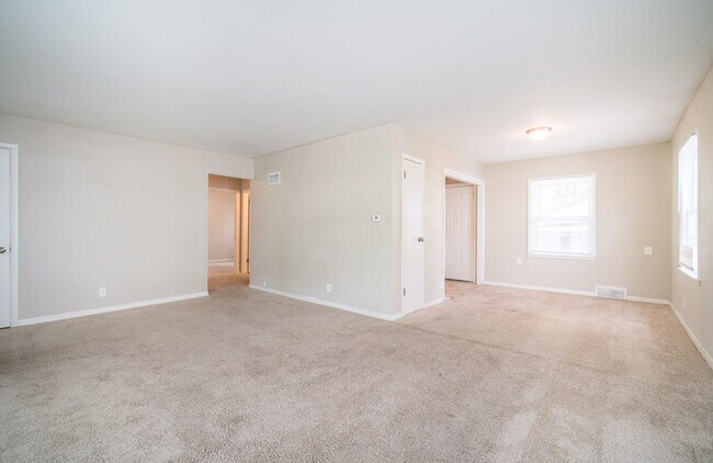 Photo - 2464 W Lawn Ave