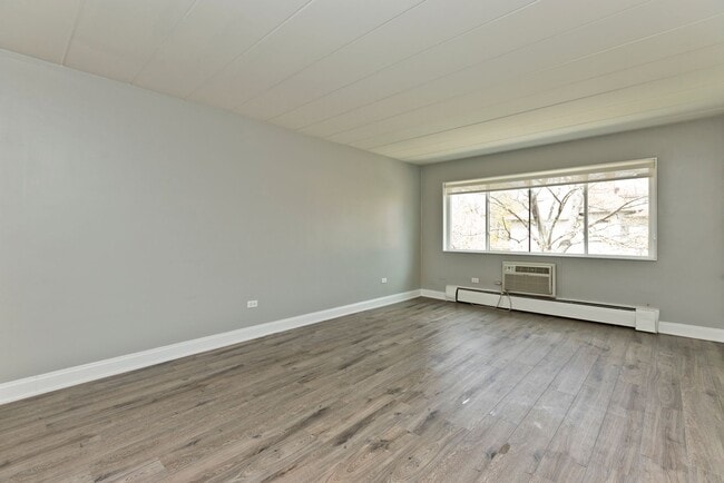 Photo - Newly Renovated 1 Bedroom Corner Unit Unit F2
