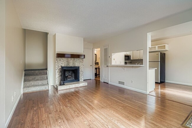 Photo - 3747 Talisman Pl