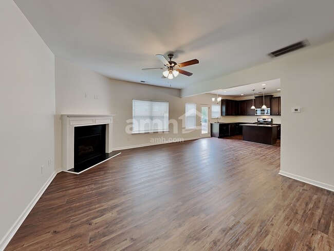 Photo - 1157 Paramount Dr