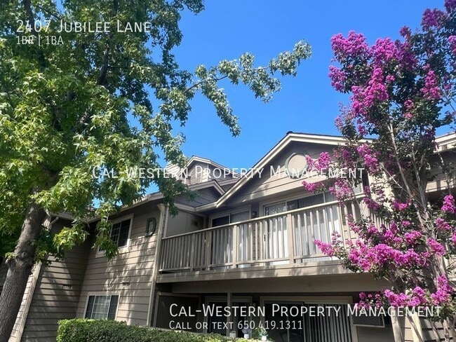 Building Photo - 2407 Jubilee Ln