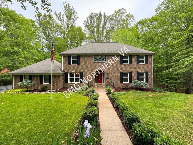 Building Photo - 4800 Occoquan Overlook