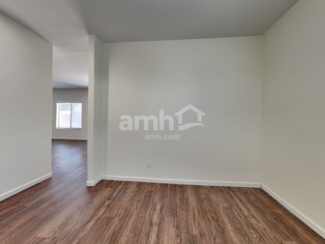 Photo - 10858 E Wallflower Ln