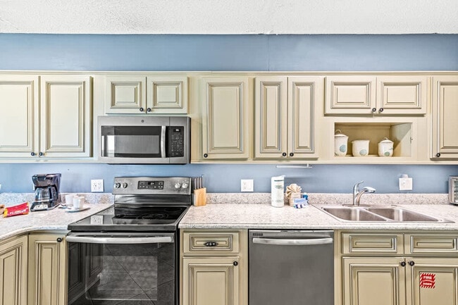 Photo - 8743 Thomas Dr Unit FL6-ID1354899P